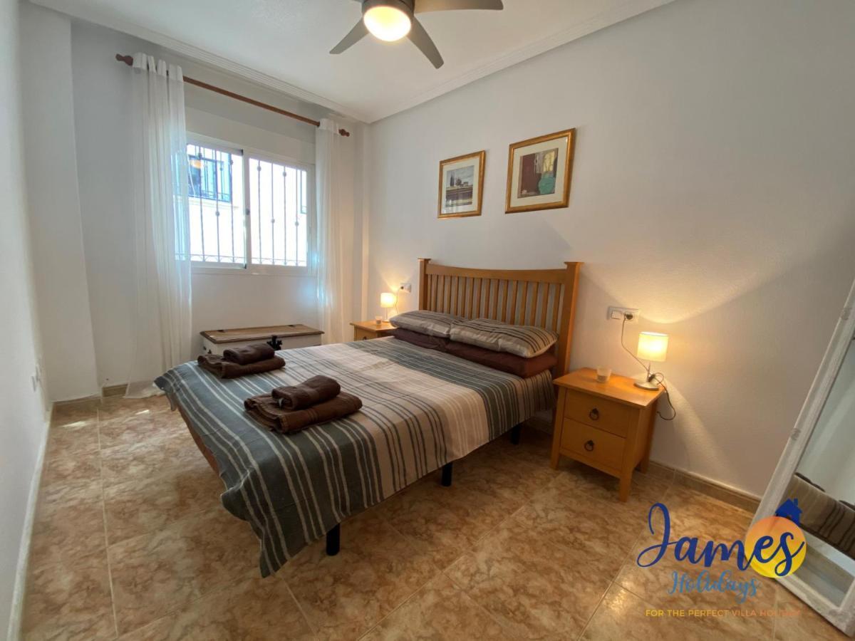 La Cinuelica, R3 1St Floor Apartment Com Pool L129 ตอร์เรเวียคา ภายนอก รูปภาพ